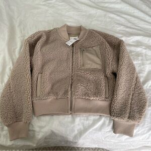 NEW NWT ABERCROMBIE & FITCH Sherpa Bomber Jacket SMALL cropped taupe pink tan